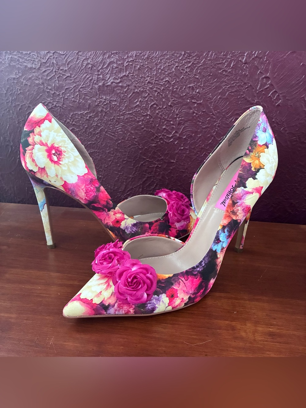 Betsey Johnson Aidenn d'Orsay Stiletto Pumps Floral Pink Rose Appliqué